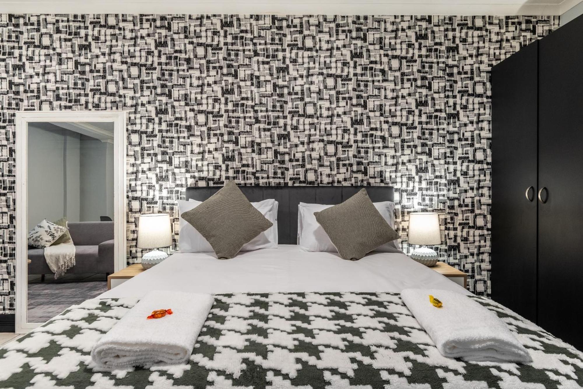 דירות קייפטאון The Square 135- Studio With Free Parking, Pool & Gym Access מראה חיצוני תמונה