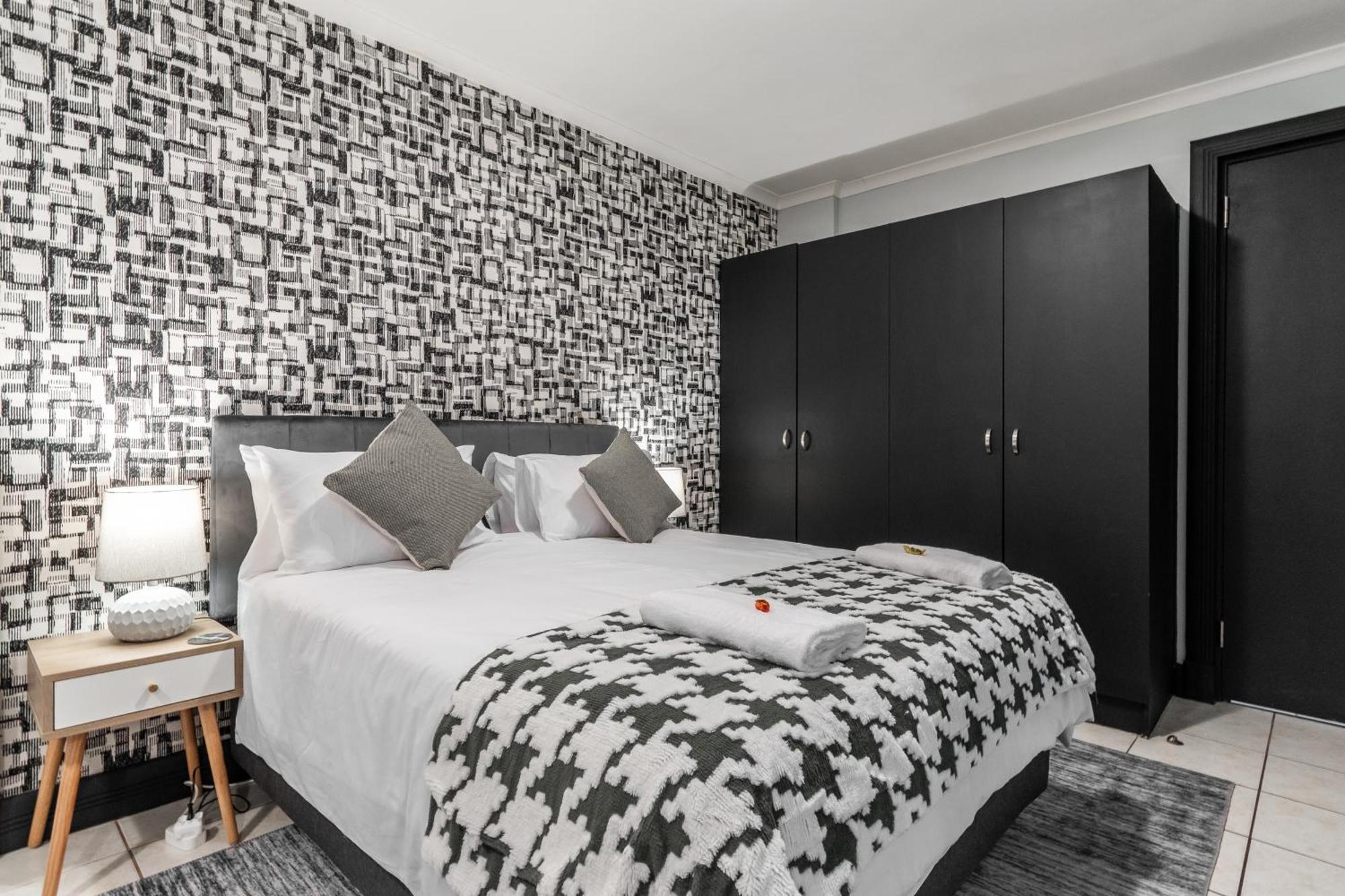 דירות קייפטאון The Square 135- Studio With Free Parking, Pool & Gym Access מראה חיצוני תמונה